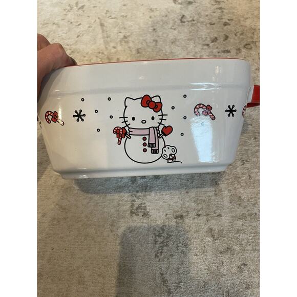 NWT Hello Kitty Bowl And Bread Baking Dish Ceramic Christmas Theme - Picture 4 of 4
